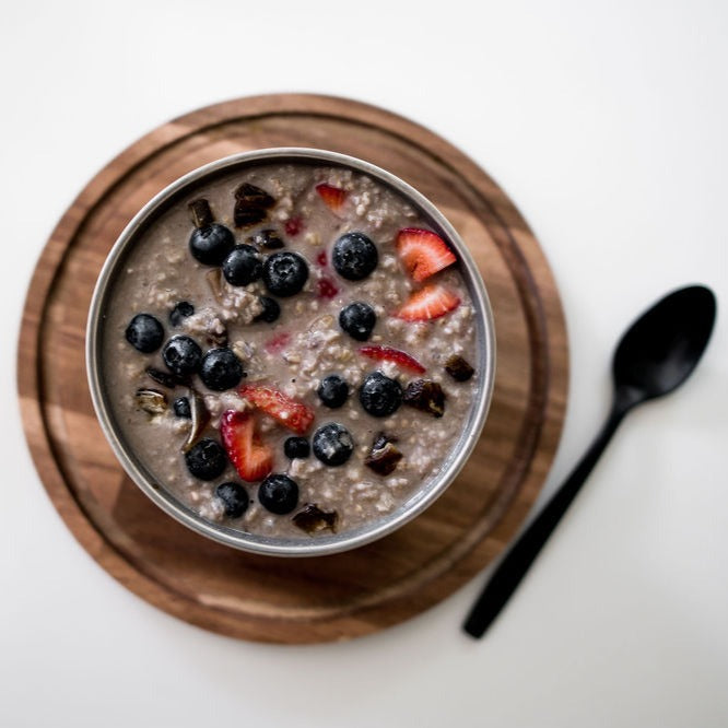 Berry Date Oatmeal Congee + Collagen